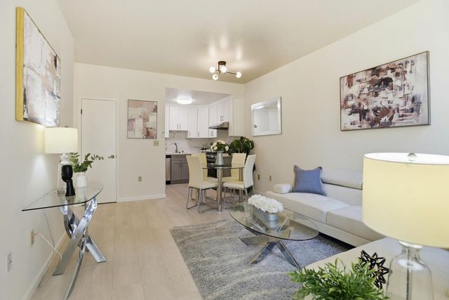 101 Blossom Circle H, San Mateo, CA 94403