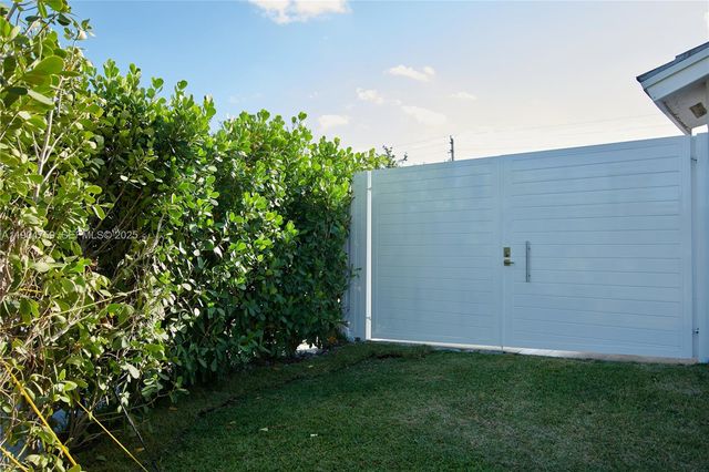 2980 SW 141st Court, Miami, FL 33175