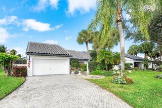 71 Windsor Circle, Boynton Beach, FL 33436