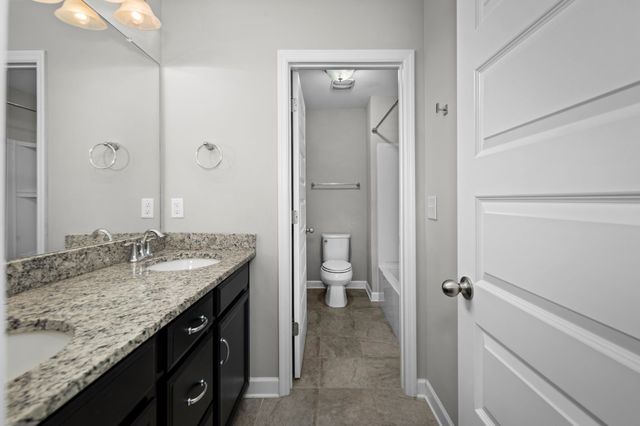 7378 Old Harding Pike, Nashville, TN 37221