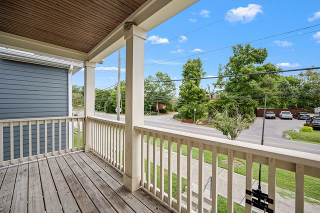 7378 Old Harding Pike, Nashville, TN 37221