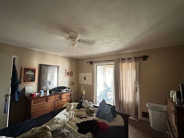 374 Flatwood Road, Spartanburg, SC 29303