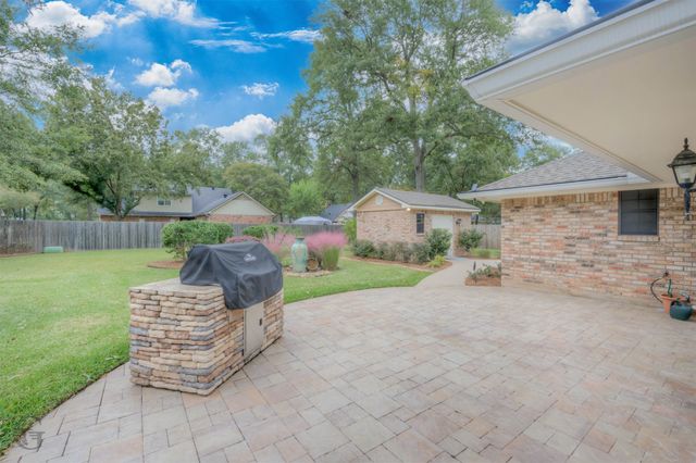 4101 Lakeway Circle, Benton, LA 71006