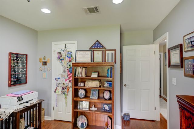 4101 Lakeway Circle, Benton, LA 71006