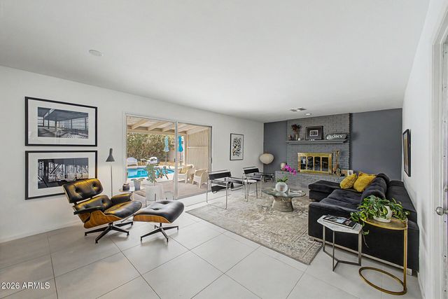 2839 E SHANGRI LA Road, Phoenix, AZ 85028