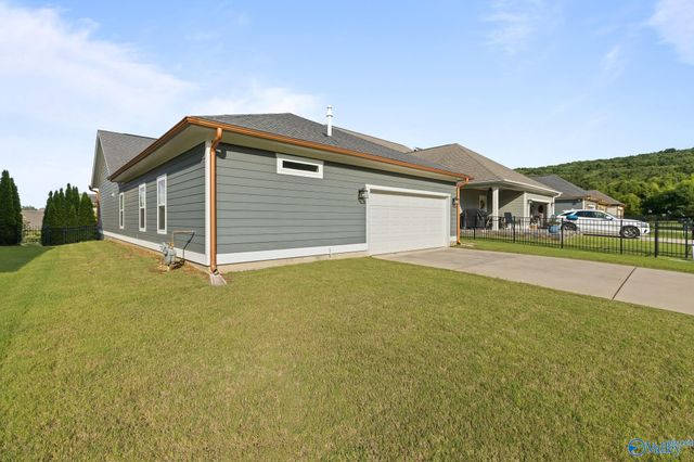 1509 Trek Street, Huntsville, AL 35811