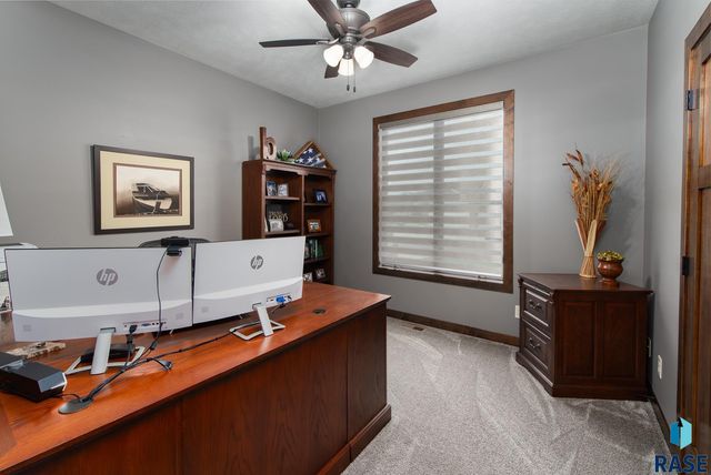 4304 S Safflower Ave Avenue, Sioux Falls, SD 57110