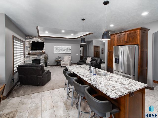 4304 S Safflower Ave Avenue, Sioux Falls, SD 57110