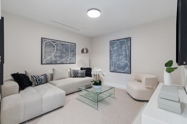 220 SE Mizner Boulevard 604, Boca Raton, FL 33432
