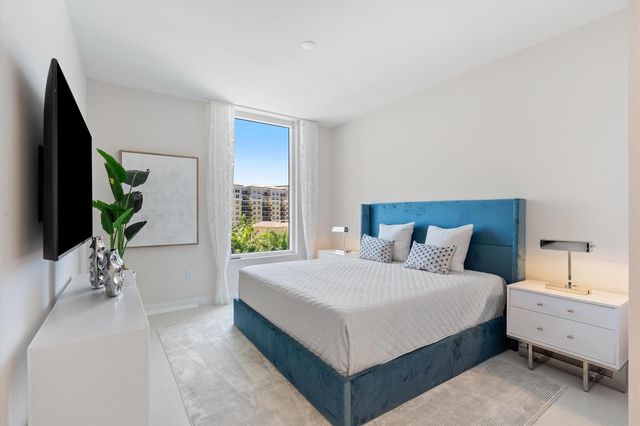 220 SE Mizner Boulevard 604, Boca Raton, FL 33432