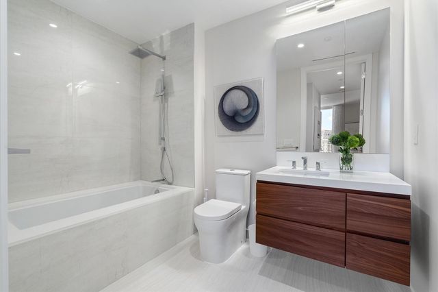220 SE Mizner Boulevard 604, Boca Raton, FL 33432