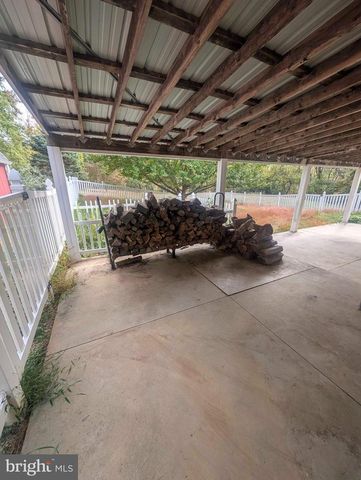 13859 EBAUGH RD, Stewartstown, PA 17363