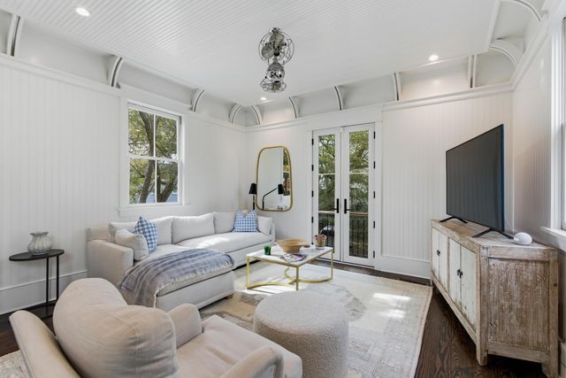 121 Jakes Lane, Mount Pleasant, SC 29464