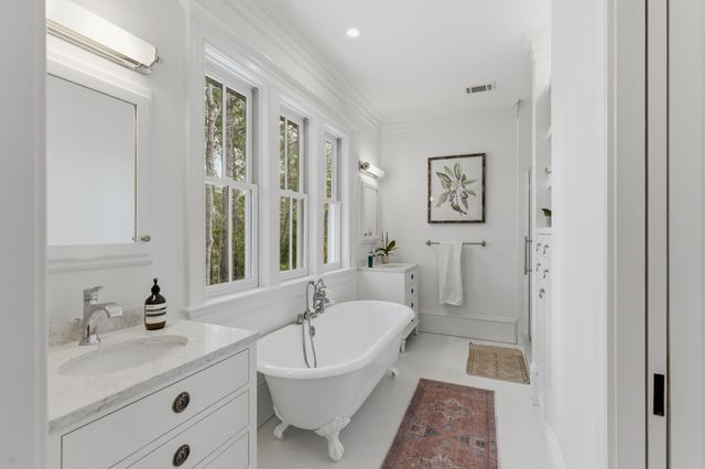 121 Jakes Lane, Mount Pleasant, SC 29464