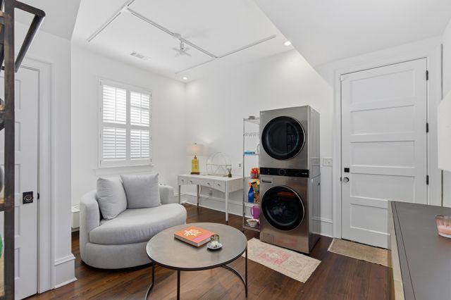 121 Jakes Lane, Mount Pleasant, SC 29464