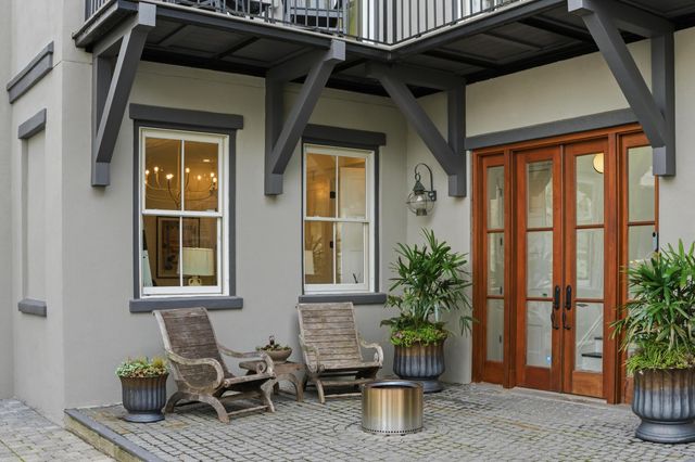 121 Jakes Lane, Mount Pleasant, SC 29464