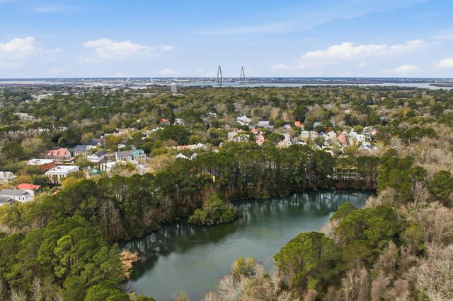 121 Jakes Lane, Mount Pleasant, SC 29464