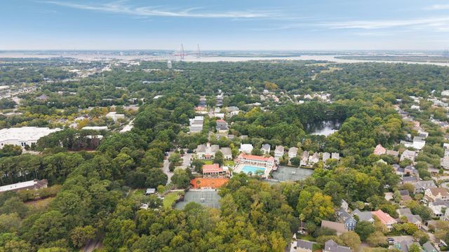 121 Jakes Lane, Mount Pleasant, SC 29464