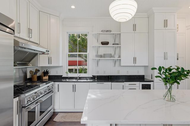 121 Jakes Lane, Mount Pleasant, SC 29464