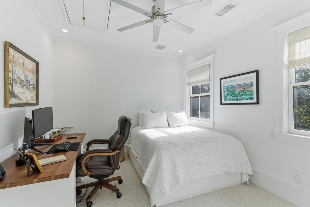 Image 34 of property listing at 121 Jakes Lane, Mount Pleasant, SC 29464