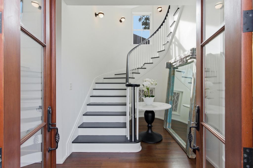 Image 51 of property listing at 121 Jakes Lane, Mount Pleasant, SC 29464