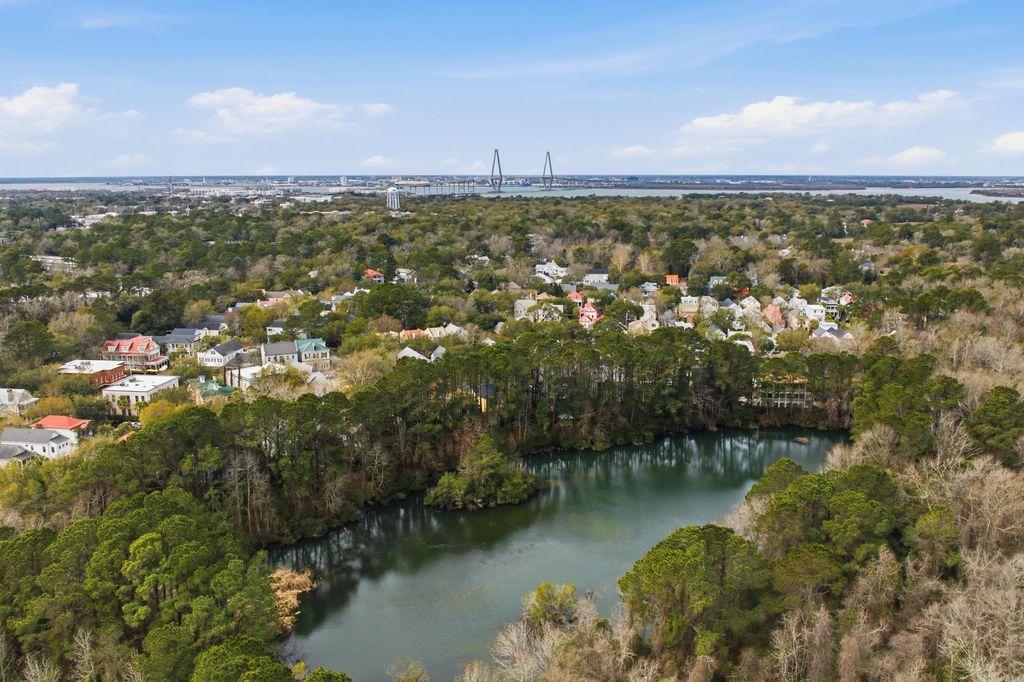 Image 63 of property listing at 121 Jakes Lane, Mount Pleasant, SC 29464