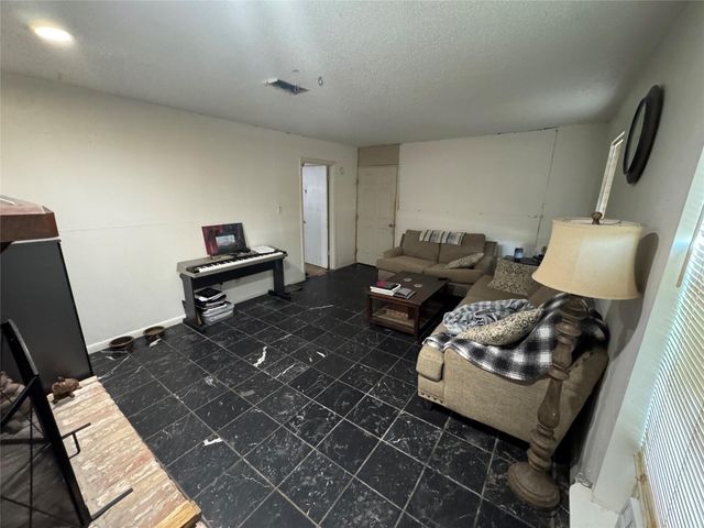 2211 Shasta Street, Kemah, TX 77565