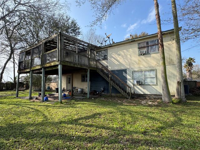 2211 Shasta Street, Kemah, TX 77565