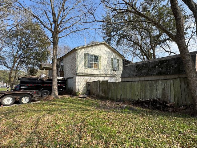 2211 Shasta Street, Kemah, TX 77565