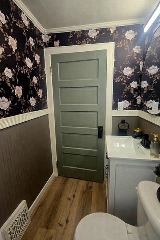 2325 N 8 STREET, Sheboygan, WI 53083