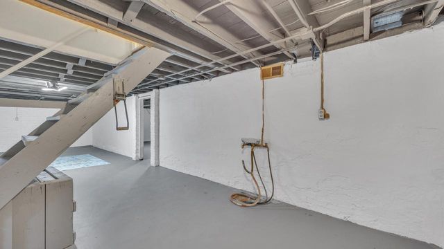 2325 N 8 STREET, Sheboygan, WI 53083