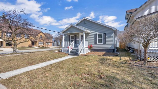 2325 N 8 STREET, Sheboygan, WI 53083