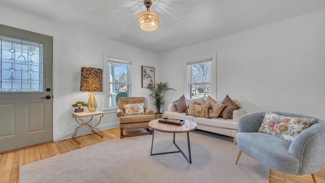 2325 N 8 STREET, Sheboygan, WI 53083