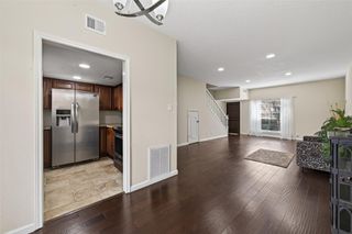 1805 Stoney Brook Dr Drive 103, Houston, TX 77063
