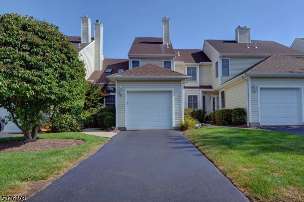 28 Alpine Dr 28, Lincoln Park Boro, NJ 07035