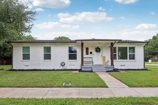 1601 Rindie Street, Irving, TX 75060