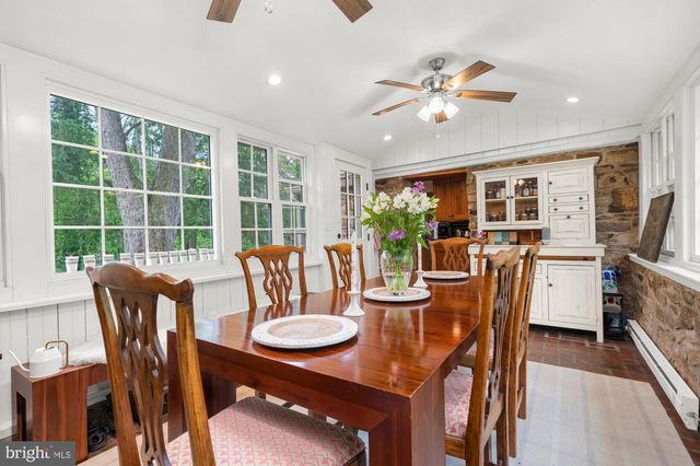 37 BROOKVILLE HOLLOW RD, Stockton, NJ 08559