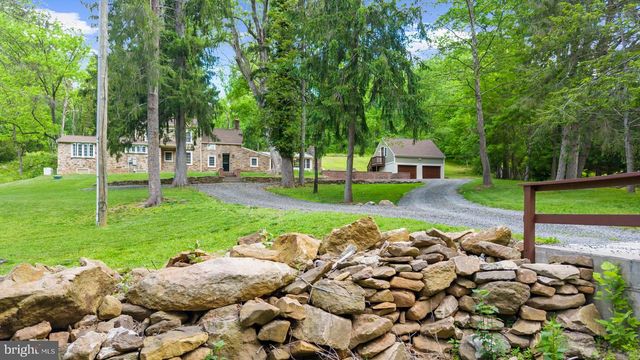 37 BROOKVILLE HOLLOW RD, Stockton, NJ 08559