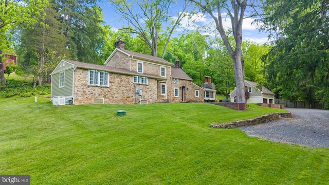 37 BROOKVILLE HOLLOW RD, Stockton, NJ 08559