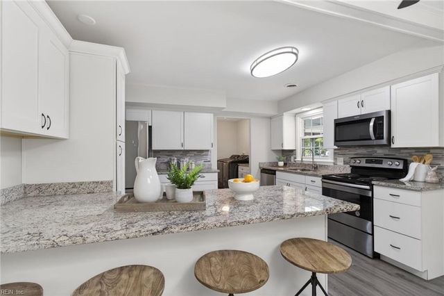 3424 Plum CRES, Virginia Beach, VA 23453
