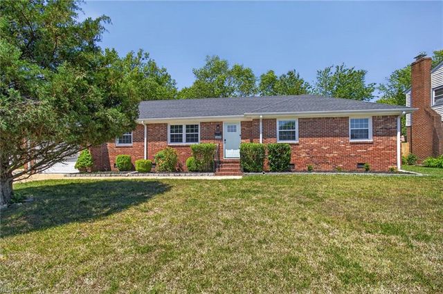 3424 Plum CRES, Virginia Beach, VA 23453