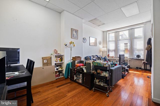 1803 S BROAD ST, Philadelphia, PA 19148