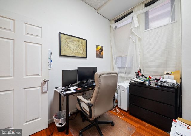 1803 S BROAD ST, Philadelphia, PA 19148