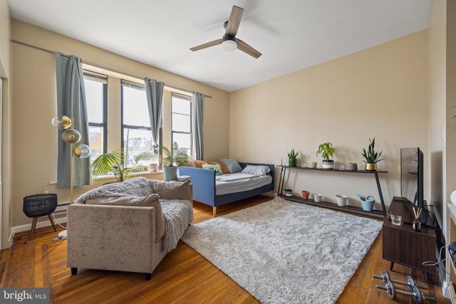 1803 S BROAD ST, Philadelphia, PA 19148