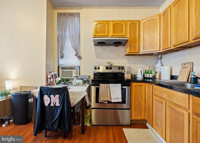 1803 S BROAD ST, Philadelphia, PA 19148