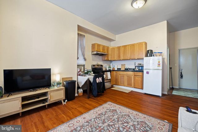 1803 S BROAD ST, Philadelphia, PA 19148