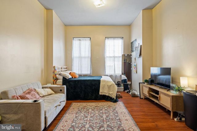 1803 S BROAD ST, Philadelphia, PA 19148