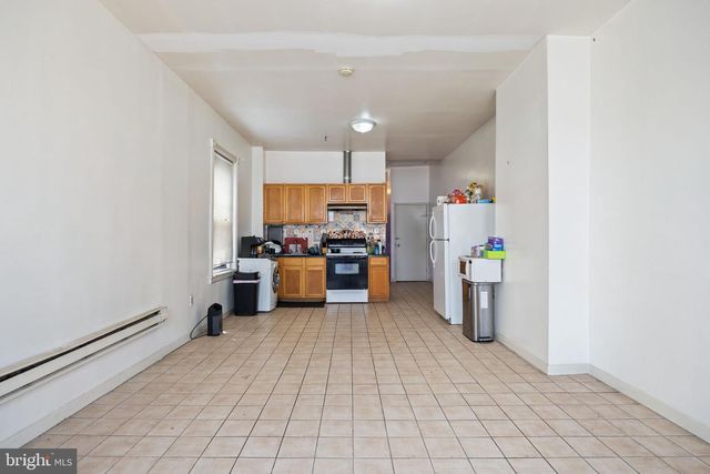 1803 S BROAD ST, Philadelphia, PA 19148