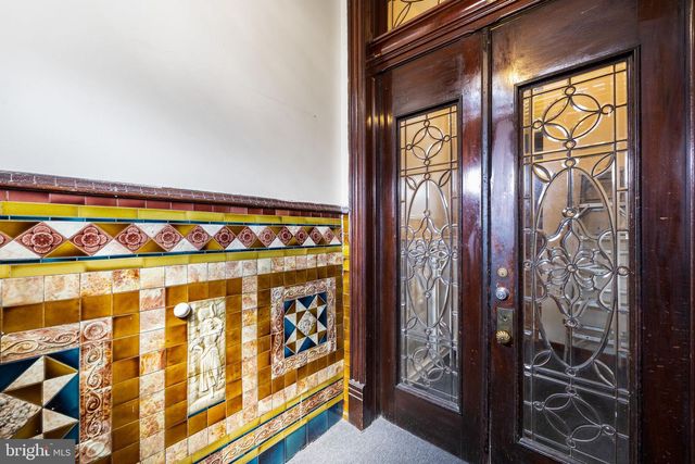 1803 S BROAD ST, Philadelphia, PA 19148