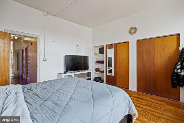 1803 S BROAD ST, Philadelphia, PA 19148